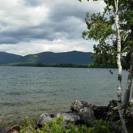 Lake George Diamond Cove Cottages, Cabins, & Hotel